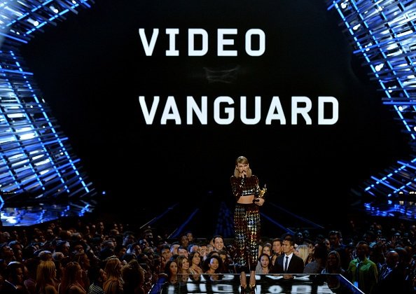Taylor Swift at 2015 MTV Video Music Awards — photo 178