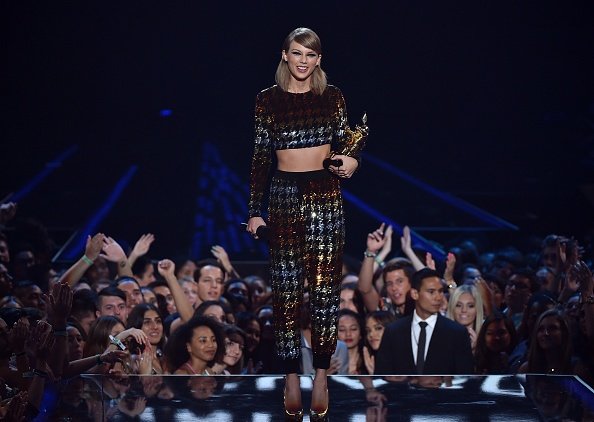 Taylor Swift at 2015 MTV Video Music Awards — photo 187