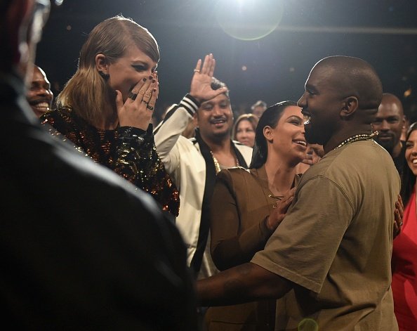 Taylor Swift at 2015 MTV Video Music Awards — photo 225