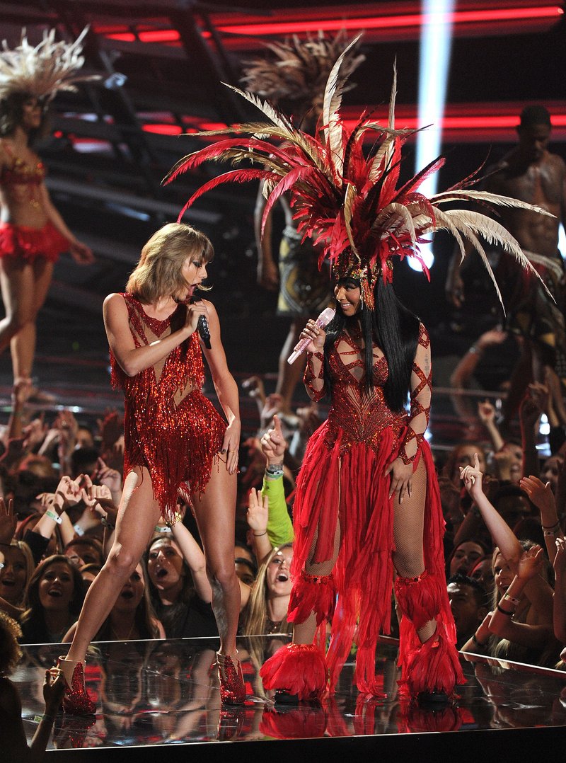Taylor Swift at 2015 MTV Video Music Awards — photo 267