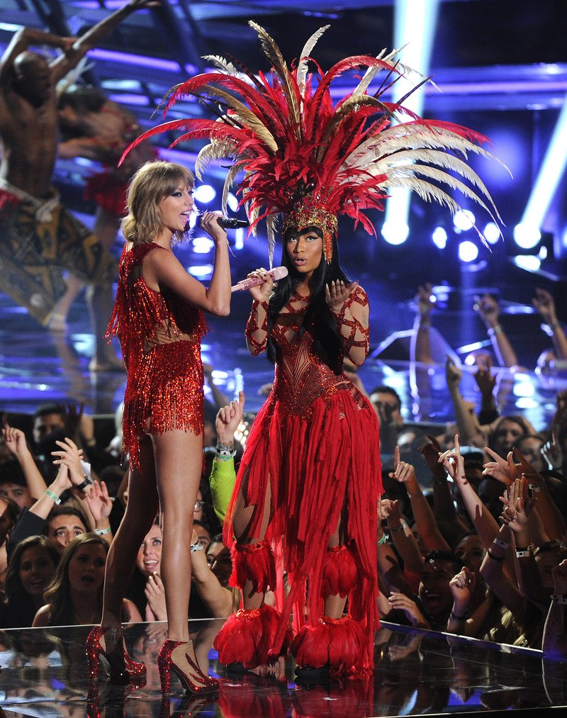 Taylor Swift at 2015 MTV Video Music Awards — photo 272