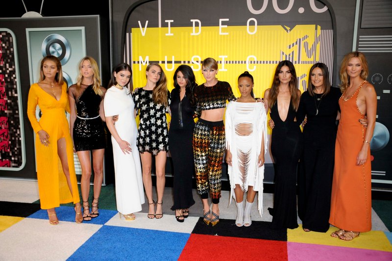 Taylor Swift at 2015 MTV Video Music Awards — photo 283