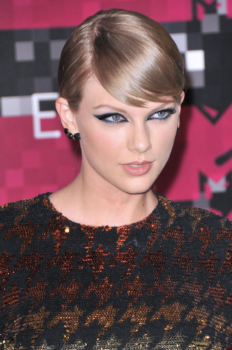 Taylor Swift at 2015 MTV Video Music Awards — photo 338