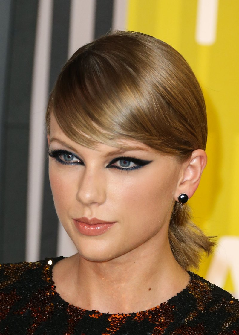 Taylor Swift at 2015 MTV Video Music Awards — photo 382