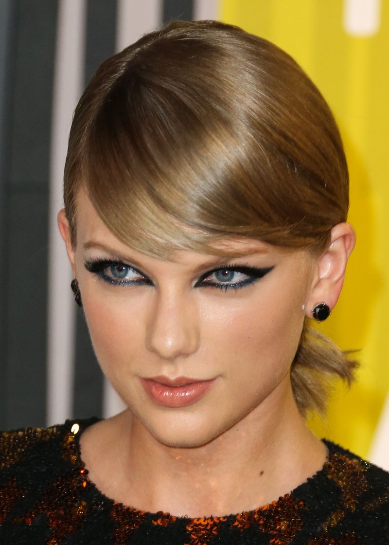 Taylor Swift at 2015 MTV Video Music Awards — photo 385