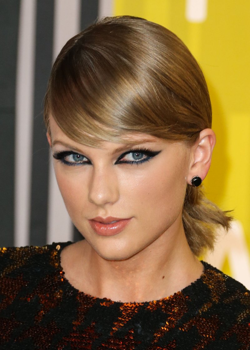 Taylor Swift at 2015 MTV Video Music Awards — photo 387