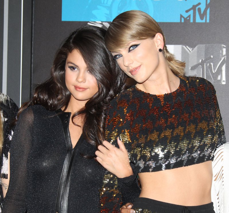 Taylor Swift at 2015 MTV Video Music Awards — photo 407