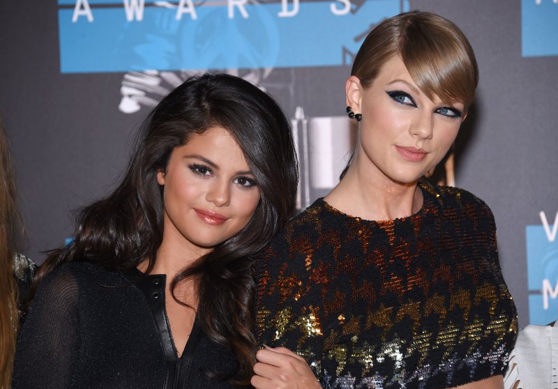 Taylor Swift at 2015 MTV Video Music Awards — photo 411