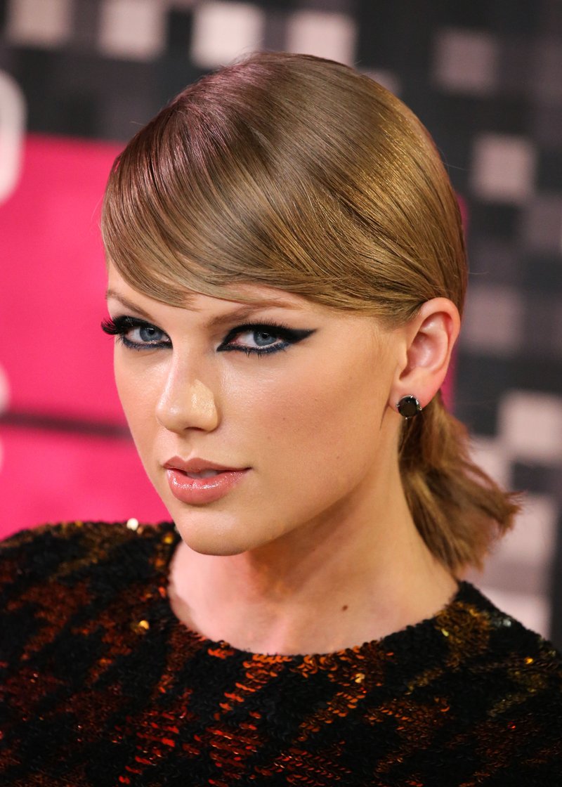 Taylor Swift at 2015 MTV Video Music Awards — photo 439