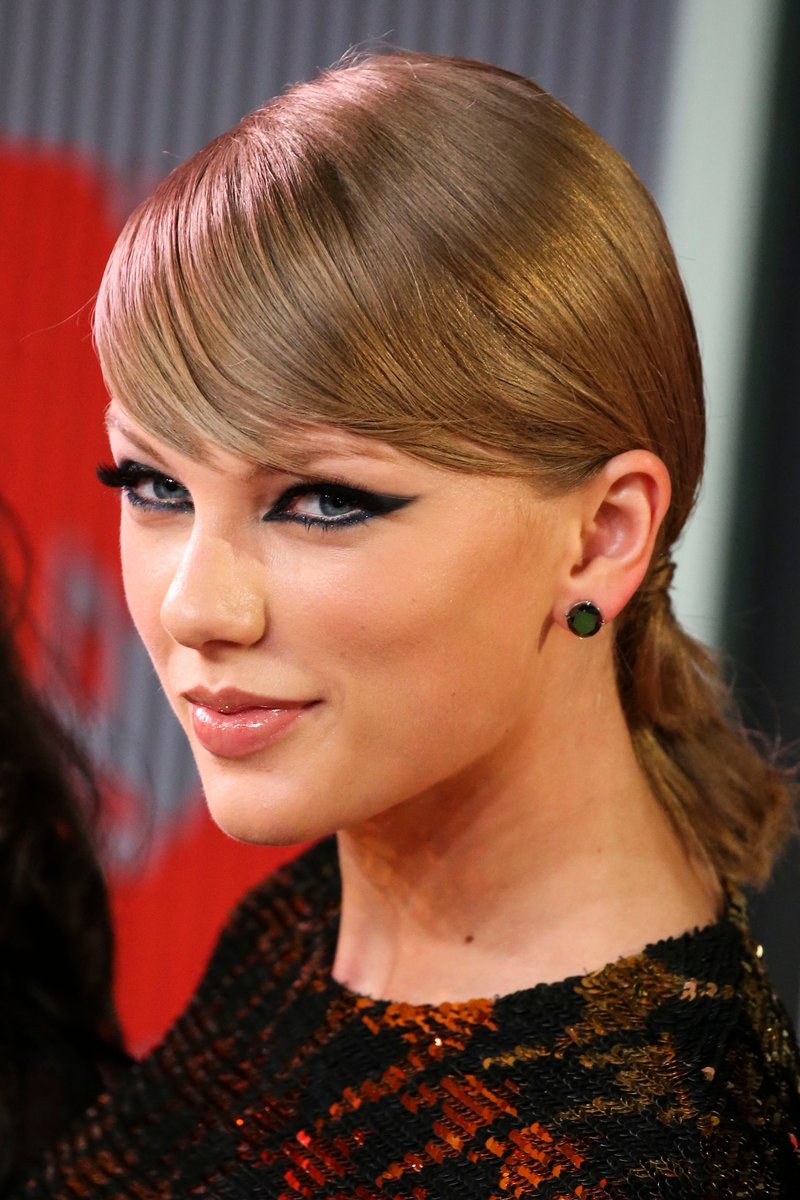 Taylor Swift at 2015 MTV Video Music Awards — photo 472
