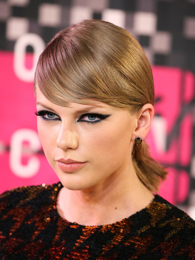 Taylor Swift at 2015 MTV Video Music Awards — photo 474