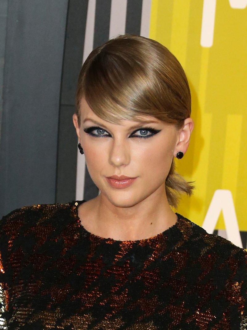 Taylor Swift at 2015 MTV Video Music Awards — photo 481