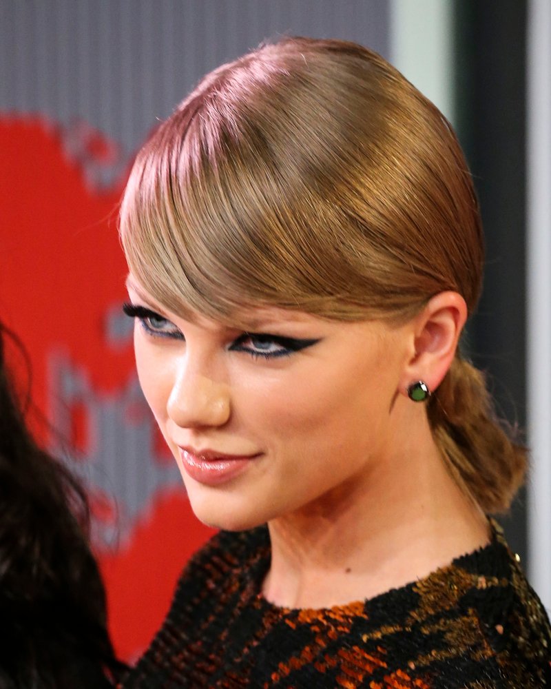 Taylor Swift at 2015 MTV Video Music Awards — photo 486