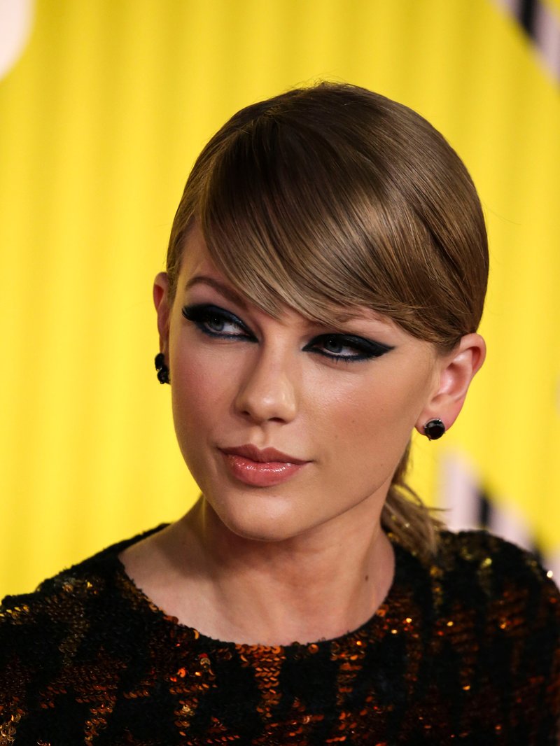 Taylor Swift at 2015 MTV Video Music Awards — photo 489