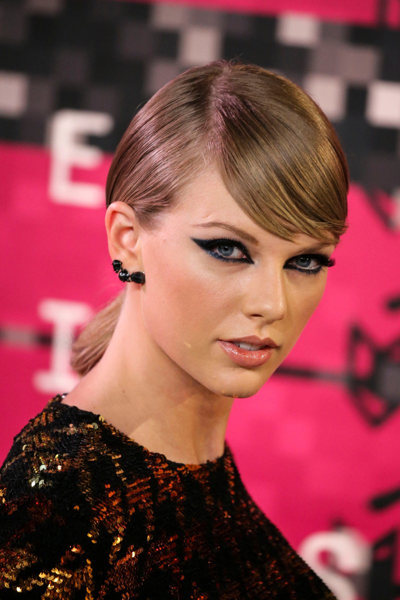 Taylor Swift at 2015 MTV Video Music Awards — photo 492