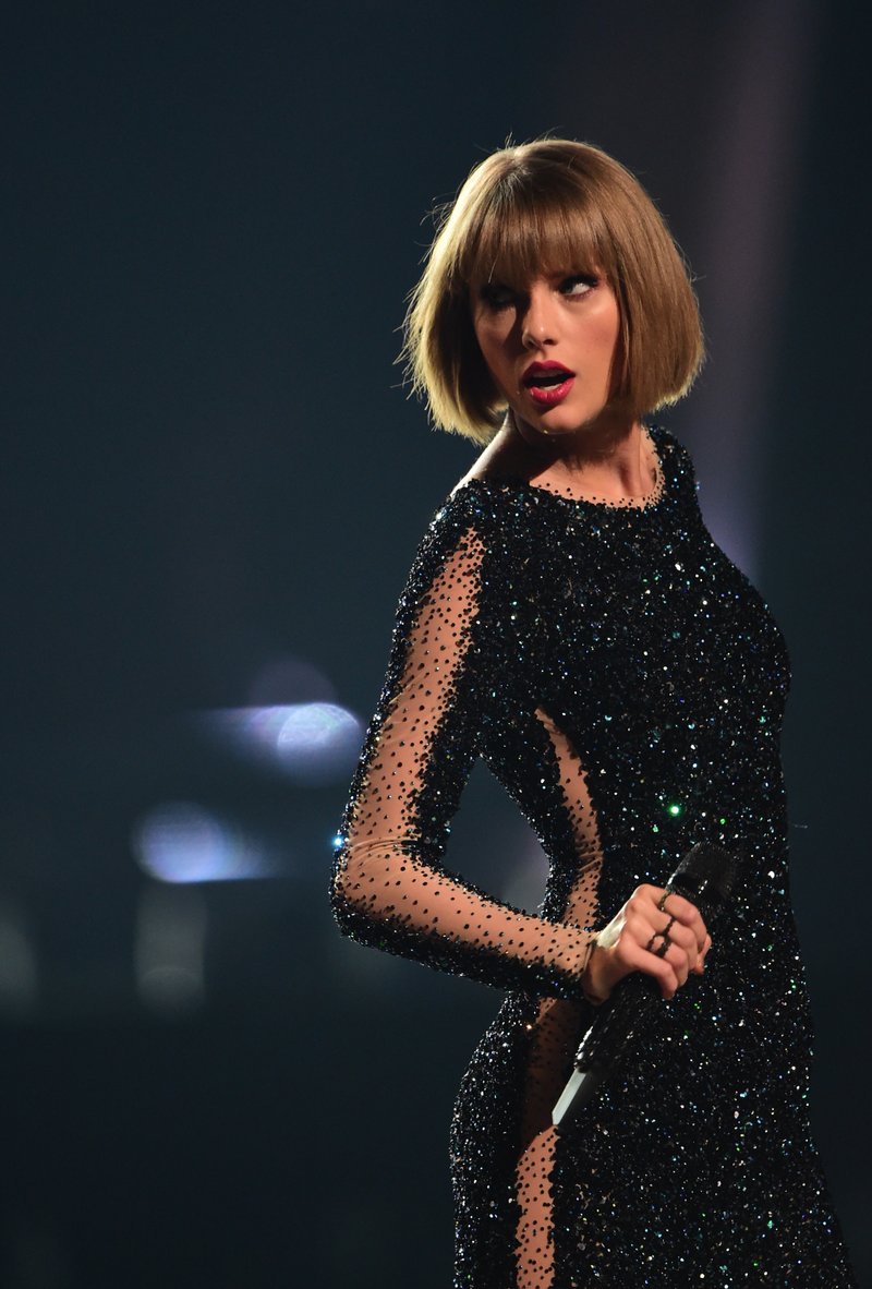 Taylor Swift at 58th Annual GRAMMY Awards — photo 189