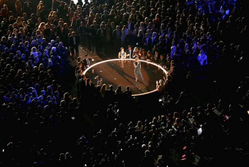 Taylor Swift at 58th Annual GRAMMY Awards — photo 200