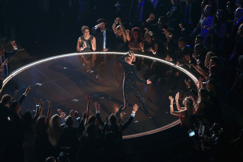 Taylor Swift at 58th Annual GRAMMY Awards — photo 203