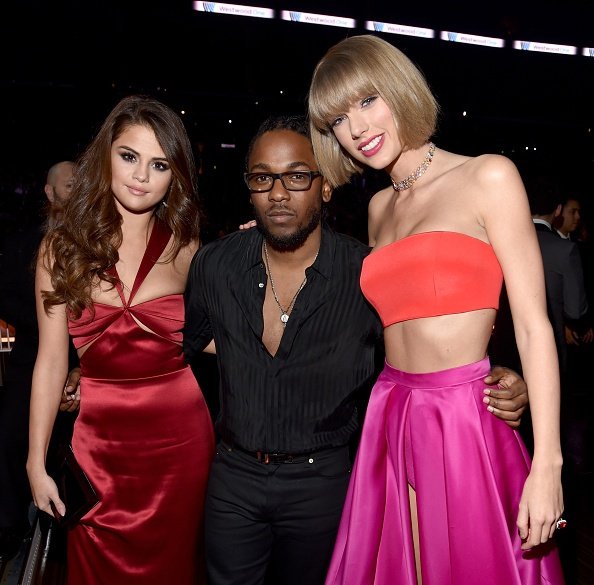 Taylor Swift at 58th Annual GRAMMY Awards — photo 210