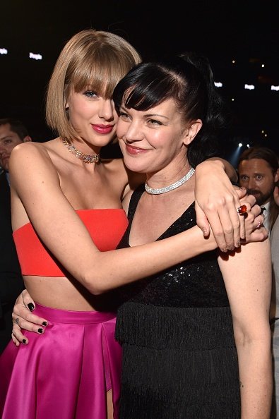 Taylor Swift at 58th Annual GRAMMY Awards — photo 212