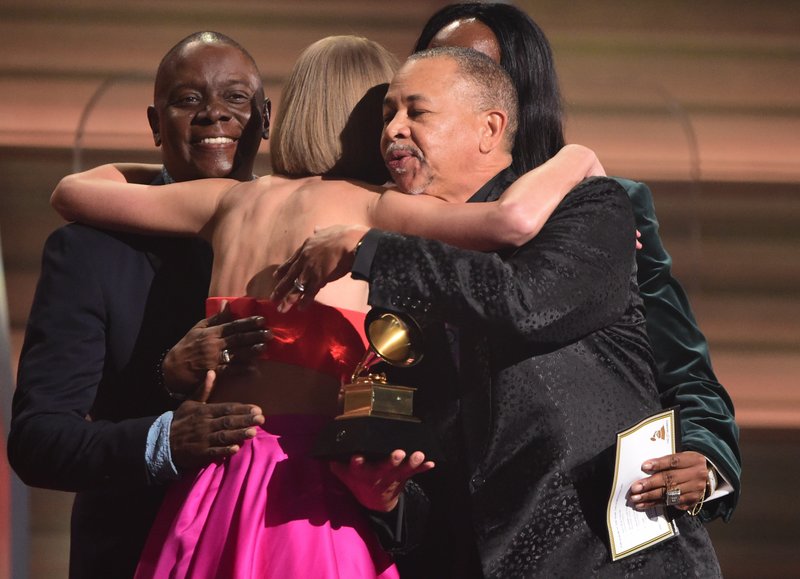 Taylor Swift at 58th Annual GRAMMY Awards — photo 223