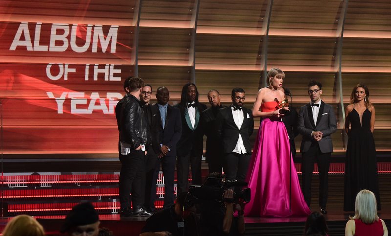 Taylor Swift at 58th Annual GRAMMY Awards — photo 225