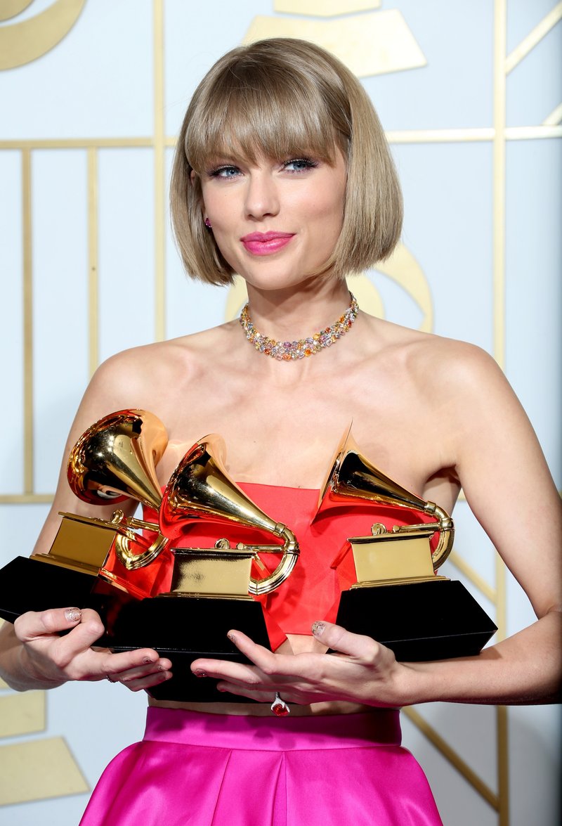 Taylor Swift at 58th Annual GRAMMY Awards — photo 241