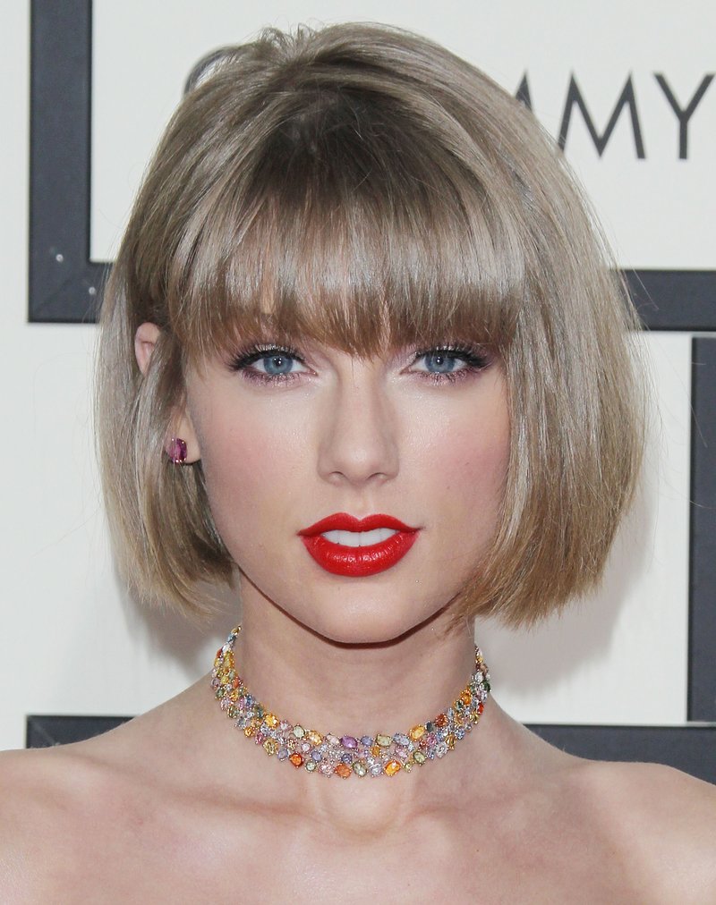Taylor Swift at 58th Annual GRAMMY Awards — photo 261