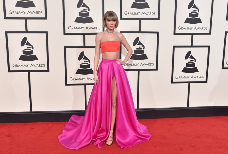 Taylor Swift at 58th Annual GRAMMY Awards — photo 280