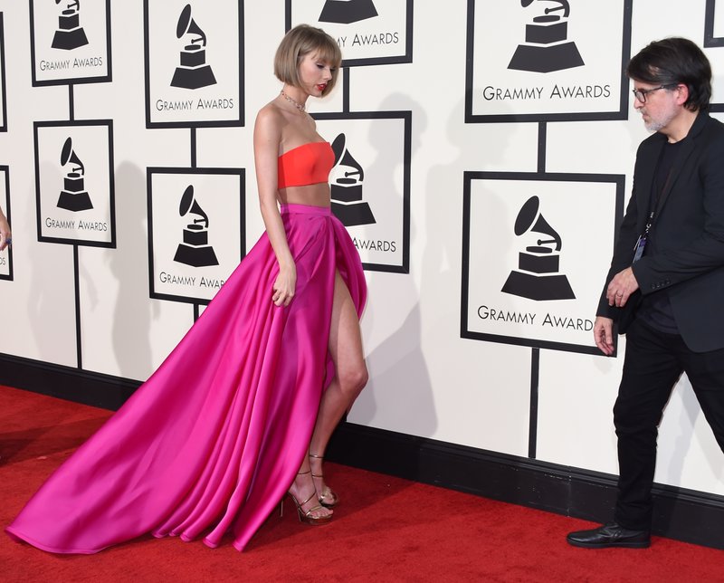 Taylor Swift at 58th Annual GRAMMY Awards — photo 333
