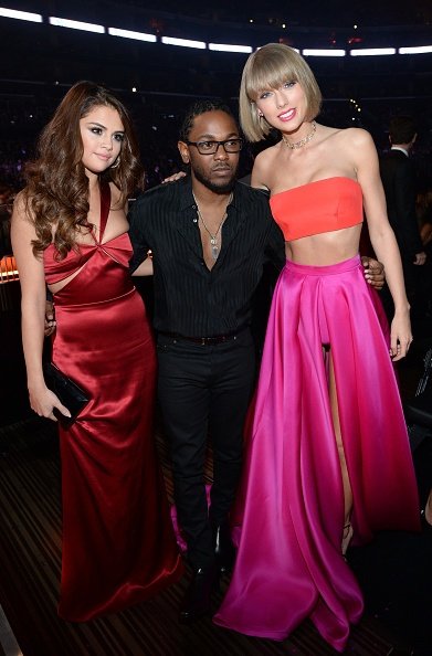 Taylor Swift at 58th Annual GRAMMY Awards — photo 352