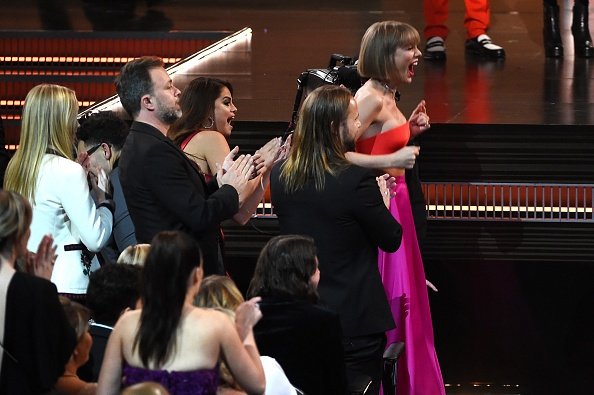 Taylor Swift at 58th Annual GRAMMY Awards — photo 353