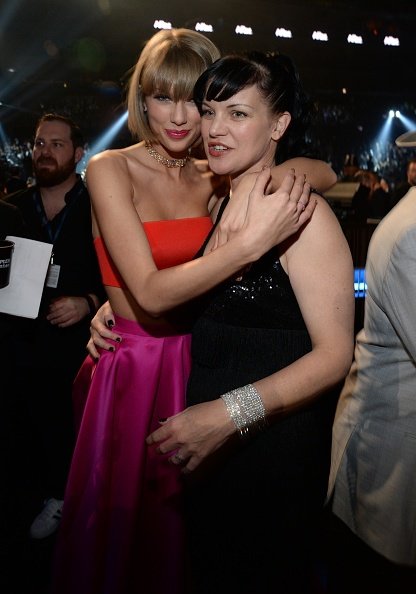 Taylor Swift at 58th Annual GRAMMY Awards — photo 369