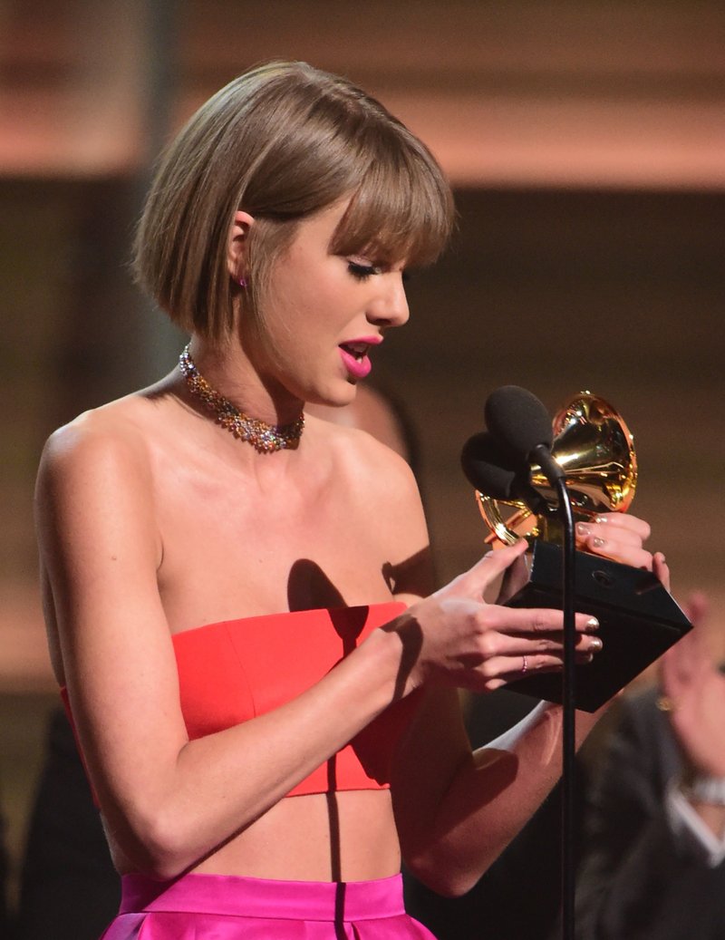 Taylor Swift at 58th Annual GRAMMY Awards — photo 372
