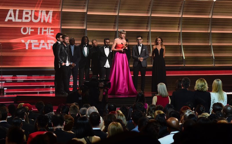 Taylor Swift at 58th Annual GRAMMY Awards — photo 376