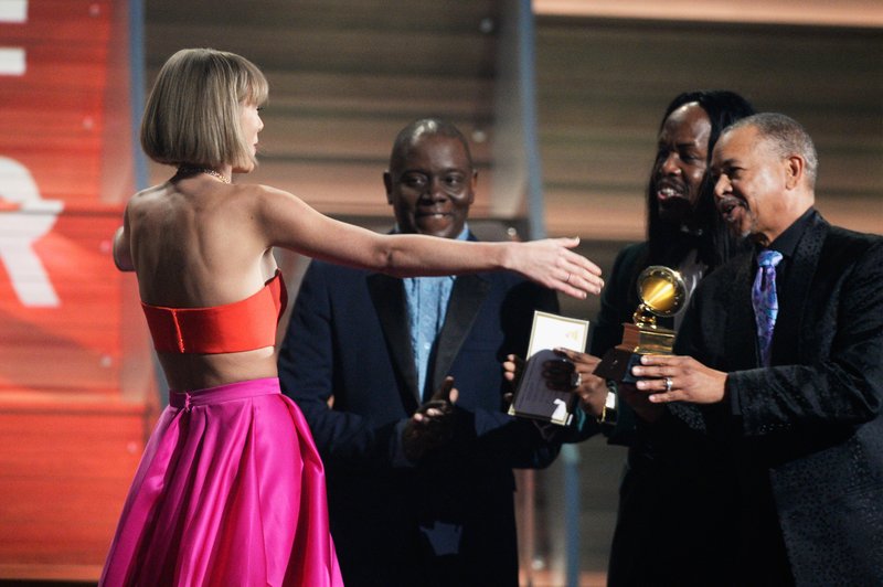 Taylor Swift at 58th Annual GRAMMY Awards — photo 388