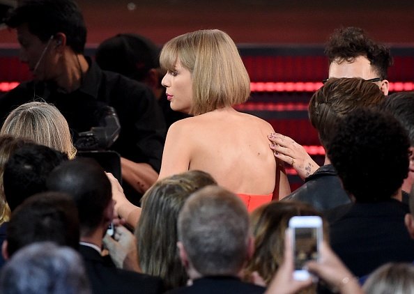 Taylor Swift at 58th Annual GRAMMY Awards — photo 394