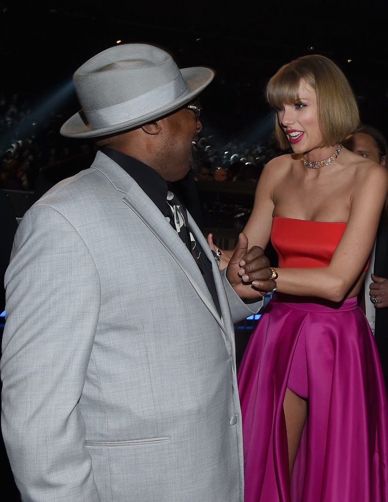 Taylor Swift at 58th Annual GRAMMY Awards — photo 398