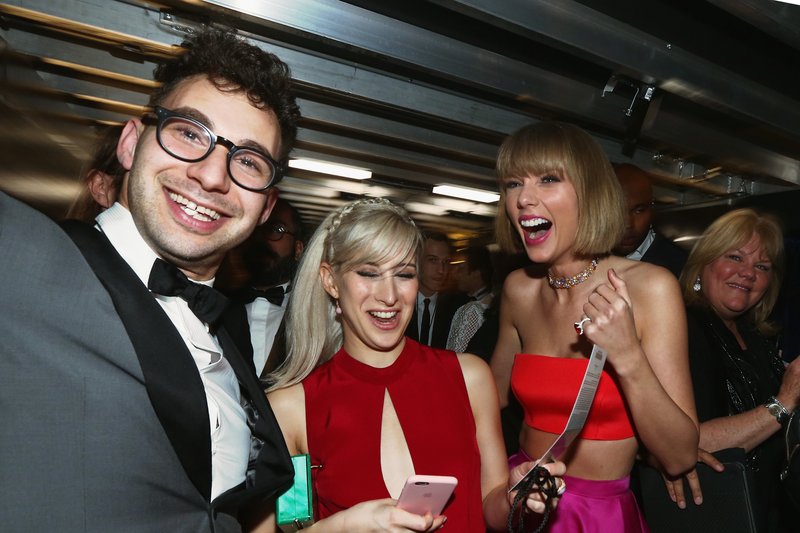 Taylor Swift at 58th Annual GRAMMY Awards — photo 404