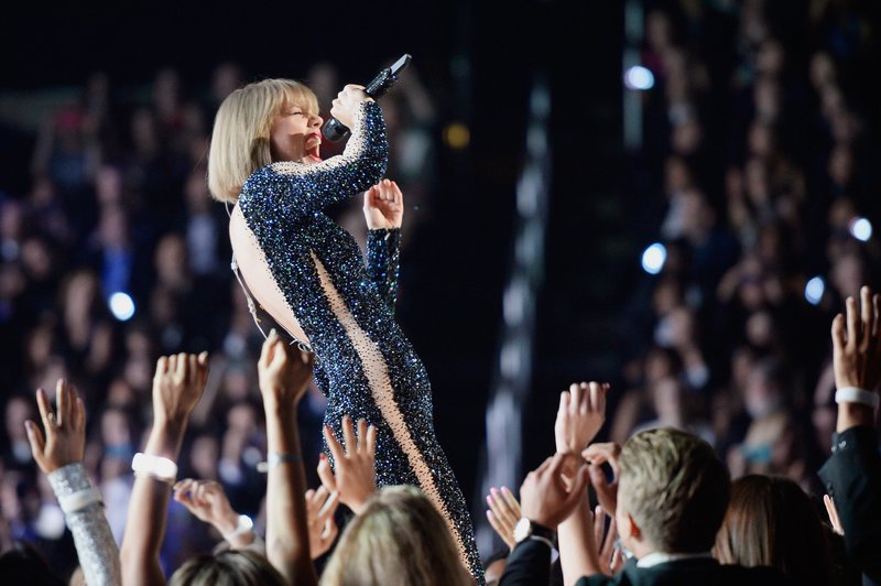 Taylor Swift at 58th Annual GRAMMY Awards — photo 408