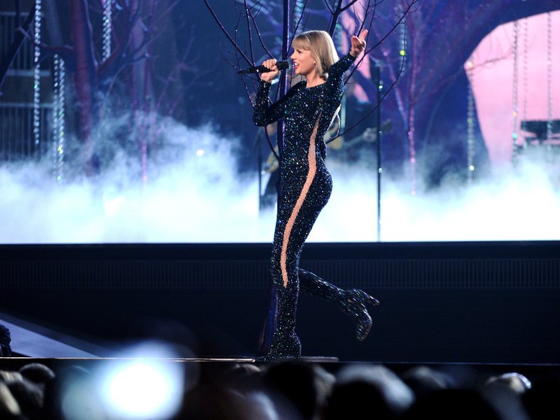 Taylor Swift at 58th Annual GRAMMY Awards — photo 586