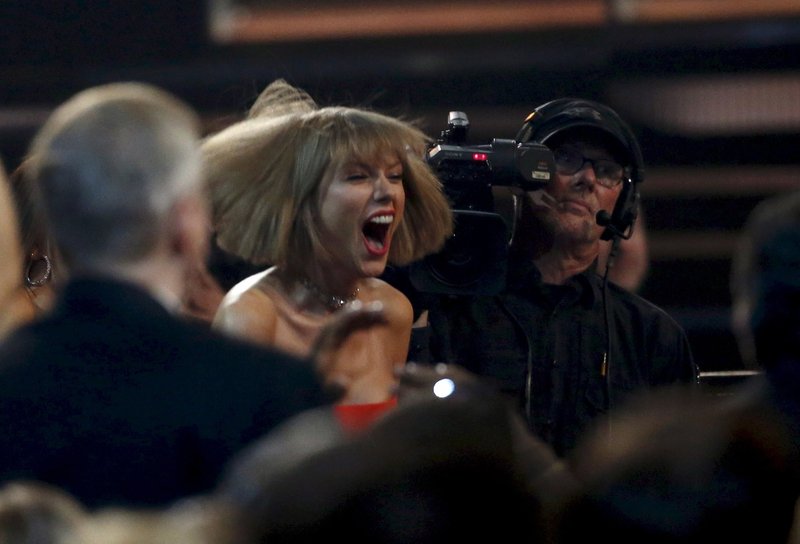 Taylor Swift at 58th Annual GRAMMY Awards — photo 725