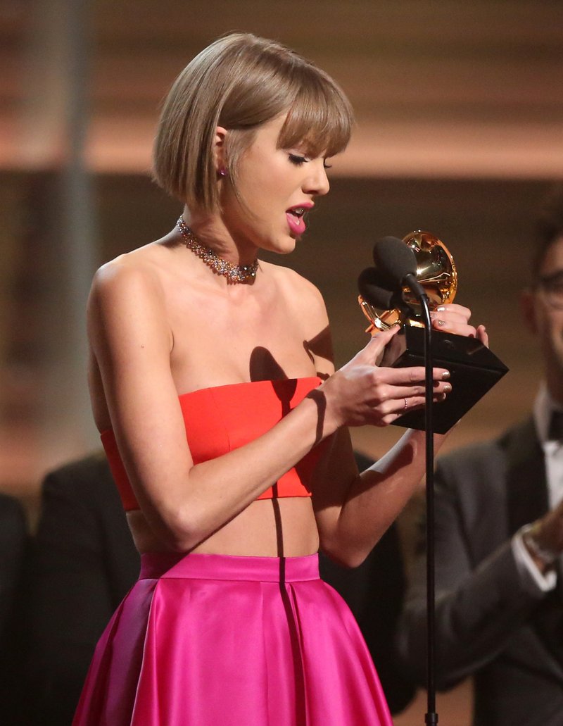 Taylor Swift at 58th Annual GRAMMY Awards — photo 751