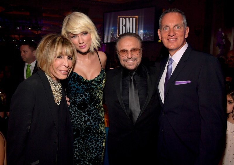 Taylor Swift at 64th Annual BMI Pop Awards — photo 194