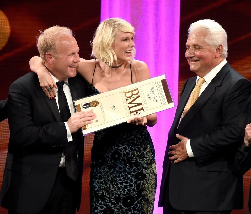 Taylor Swift at 64th Annual BMI Pop Awards — photo 196