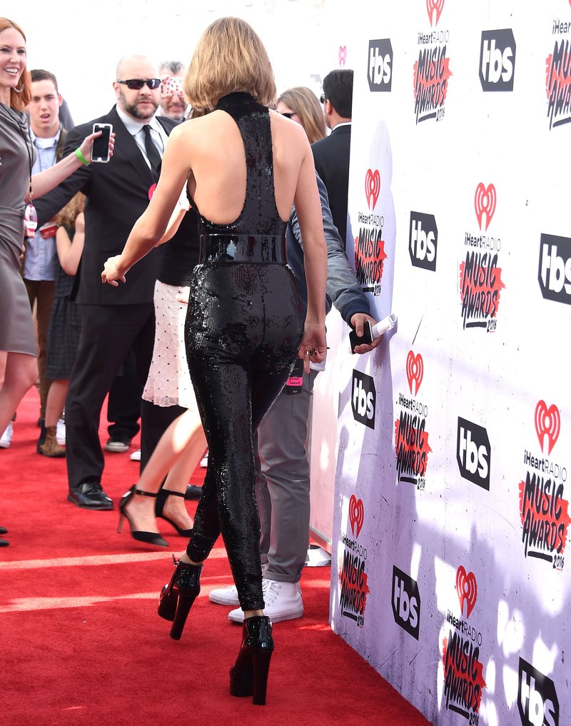 Taylor Swift at 2016 iHeartRadio Music Awards — photo 161