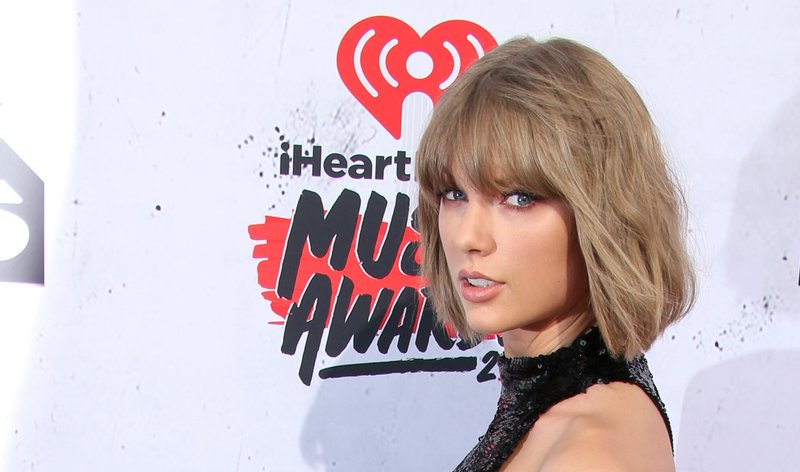 Taylor Swift at 2016 iHeartRadio Music Awards — photo 323