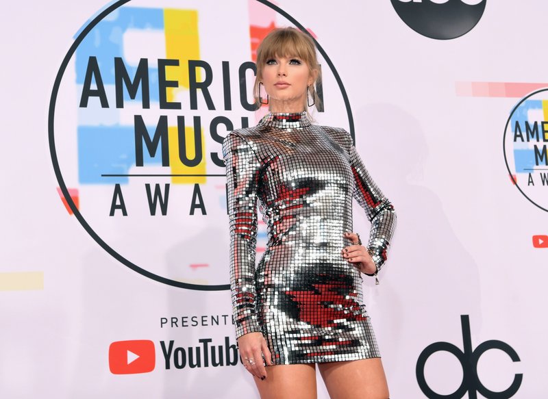 Taylor Swift at 2018 American Music Awards — photo 104