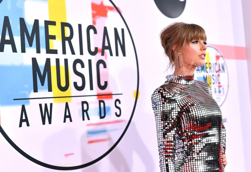 Taylor Swift at 2018 American Music Awards — photo 119