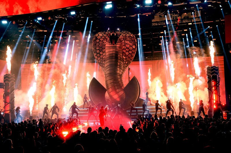 Taylor Swift at 2018 American Music Awards — photo 156